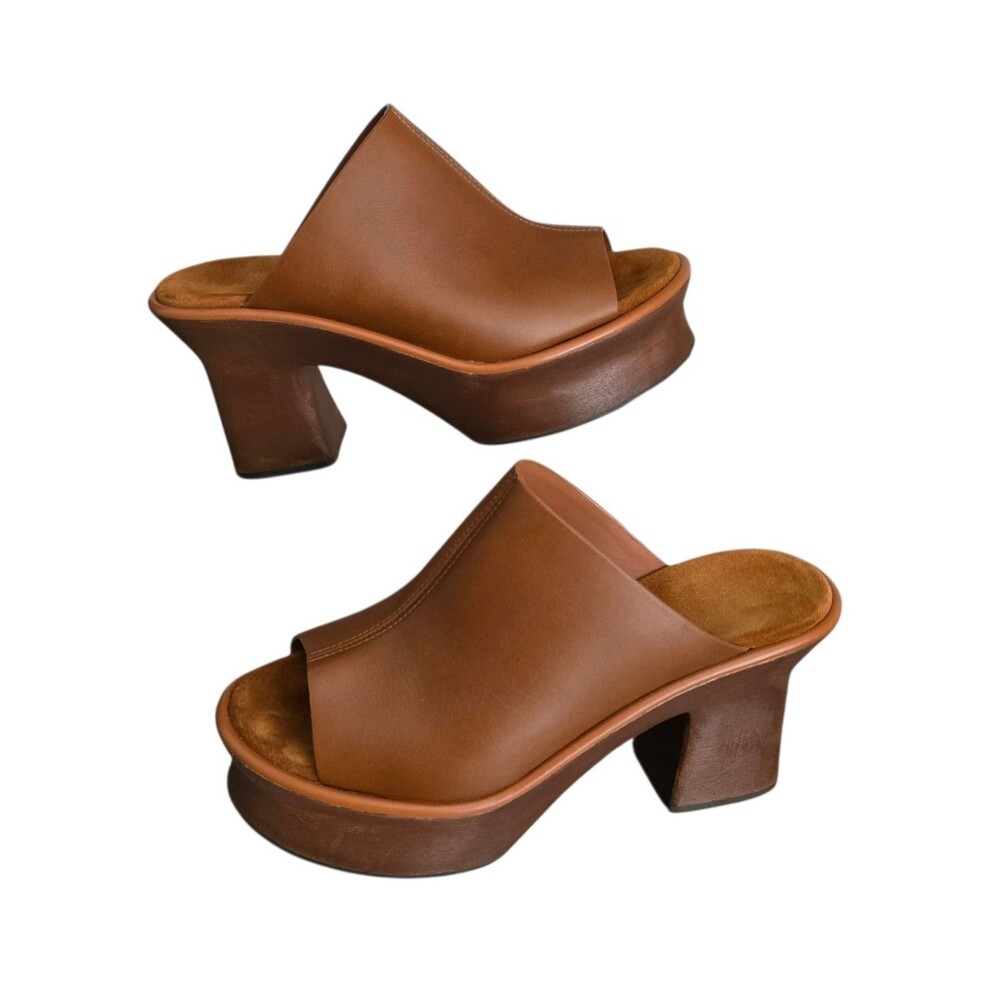 Ferragamo Samanta Leather Platform Sandal Womens Size 6.5 Brown Peep Toe Shoes